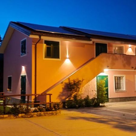 Agriturismo Ca' Du Nibile Di Bove Gabriele Carbuta Dış mekan fotoğraf